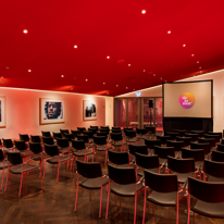Evenementenlocatie Amsterdam theater DeLaMar Rode Foyer theater Opstelling